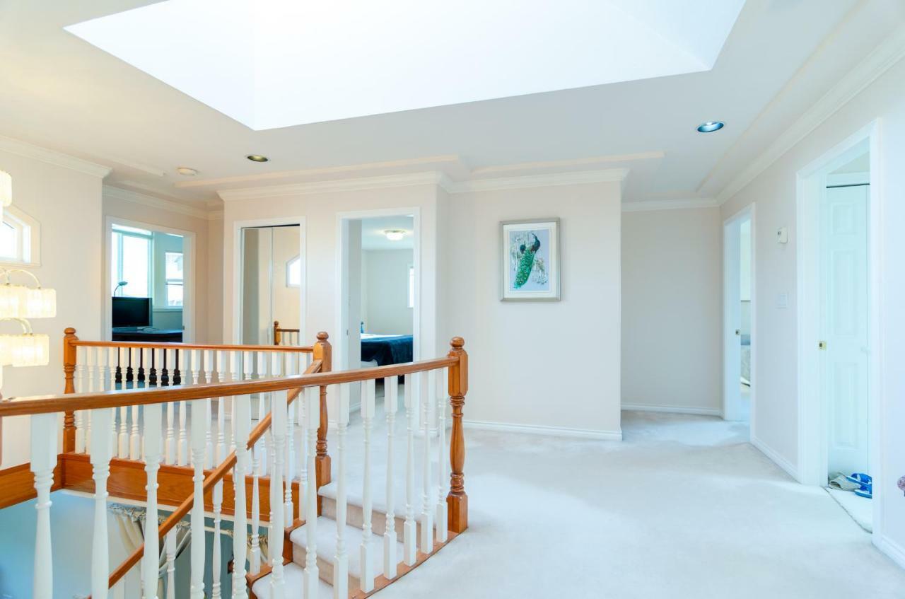 3 Private, Spacious, Bright Rooms In A Gorgeous House 뉴웨스트민스터 외부 사진