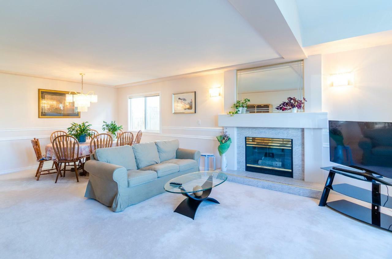 3 Private, Spacious, Bright Rooms In A Gorgeous House 뉴웨스트민스터 외부 사진
