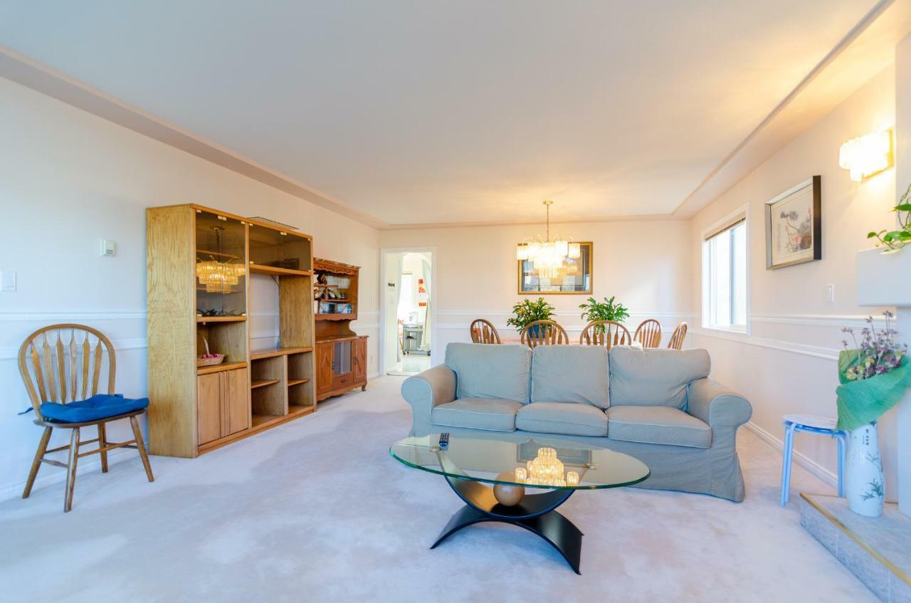 3 Private, Spacious, Bright Rooms In A Gorgeous House 뉴웨스트민스터 외부 사진
